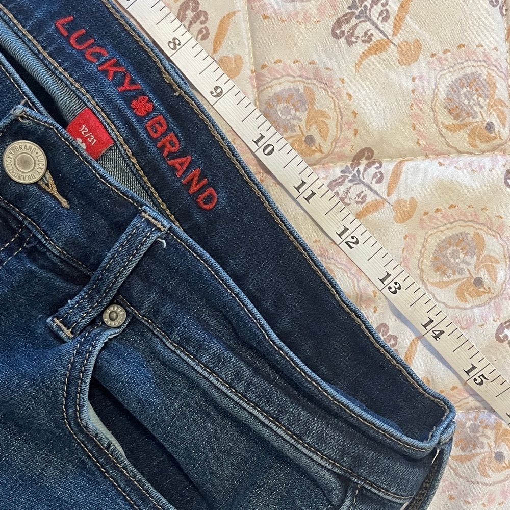 *NWOT* Lucky Brand Cropped Indigo Denim Jeans - Picture 6 of 8